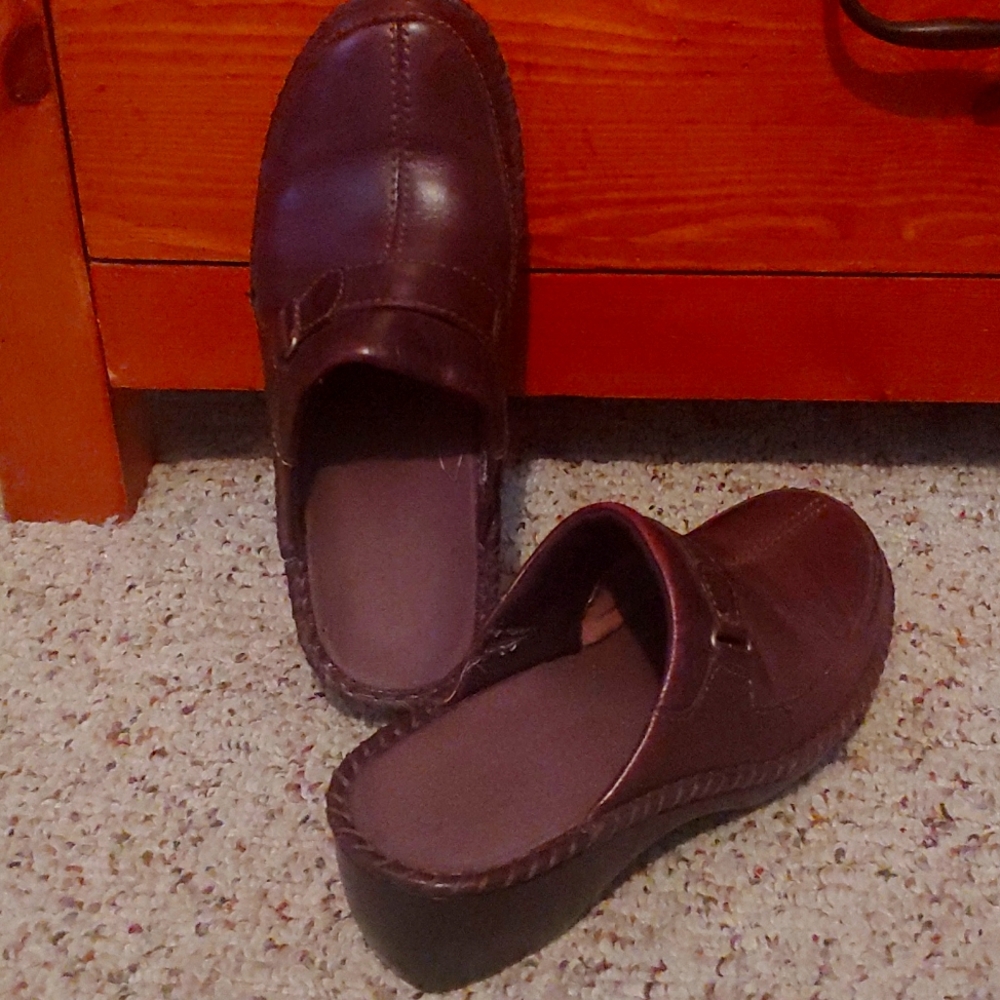 Eastland Clogs